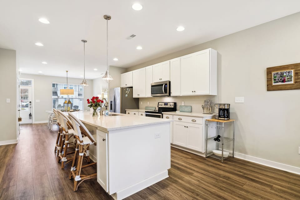Main Level,Kitchen,