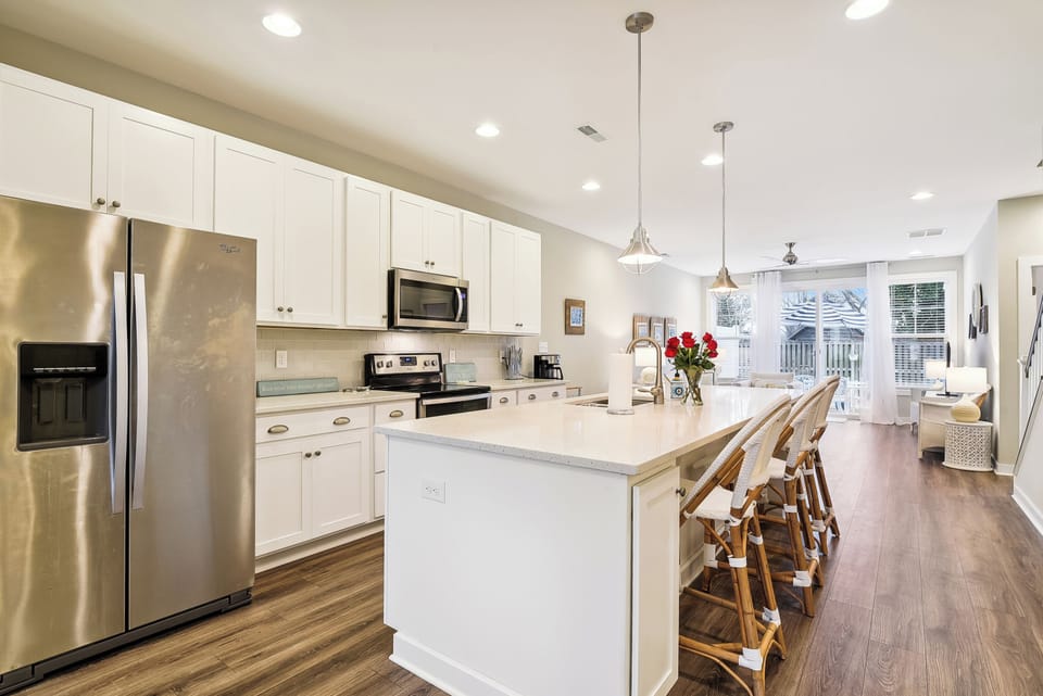 Main Level,Kitchen,