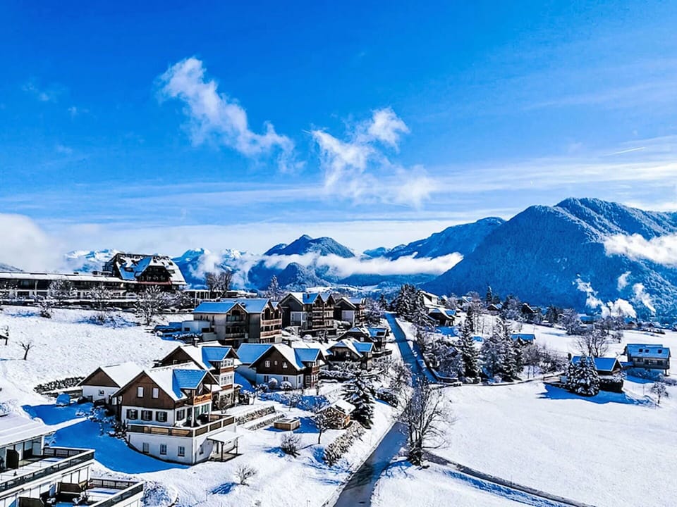 Snow, Mountainous Landforms, Winter, Mountain, House, Mountain Range, Glacial Landform, Hill Station, Freezing, Slope