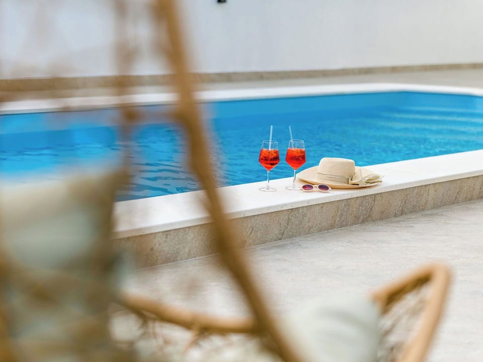 Flooring, Floor, Swimming Pool, Leisure, Plumbing Fixture, Resort, Tile, Design, Hotel