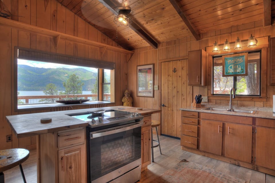 Everything you need to feel at home, right here in the heart of the kitchen