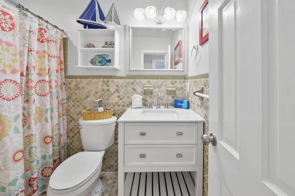 Fresh, clean, and ready for you. Because even the bathroom should feel like a vacation.