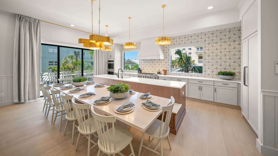 Chef's Kitchen - Dining - Balcony Access