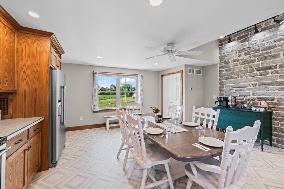 Kitchen/Dining Room [Main Floor]