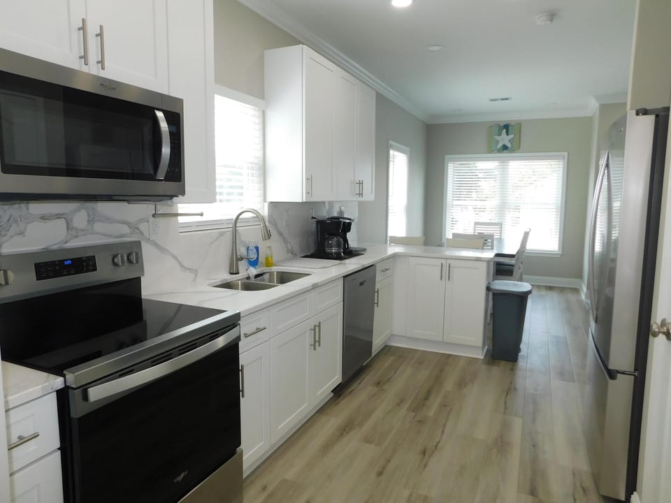 Fully equipped kitchen