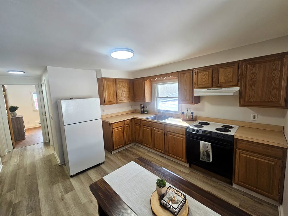 Fully Outfitted Kitchen