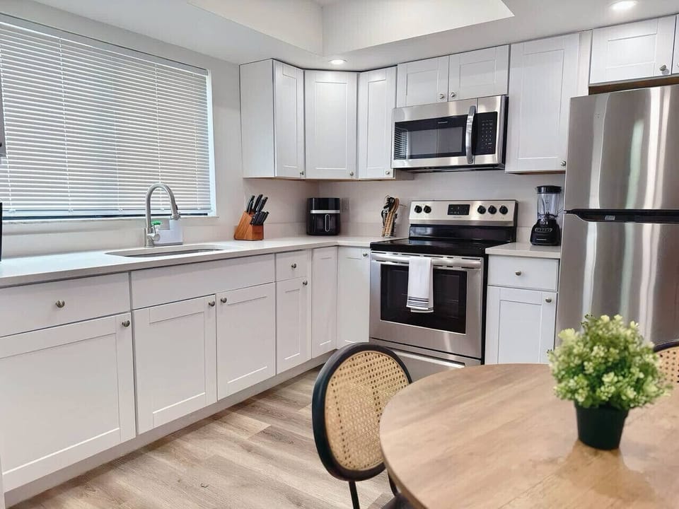 Kitchen : It’s a culinary powerhouse designed to make every meal feel like a catered event.