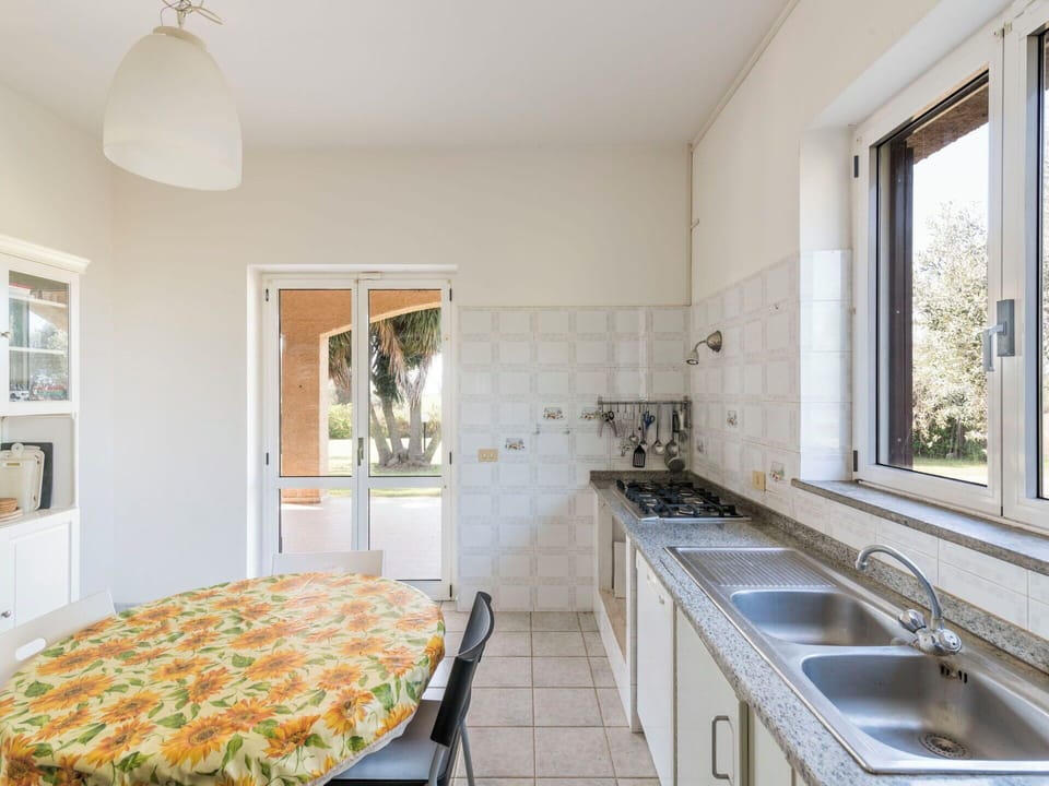 Interior Design, Flooring, Furniture, Floor, Ceiling, Countertop, Kitchen, Home, Kitchen & Dining Room Table, Chair