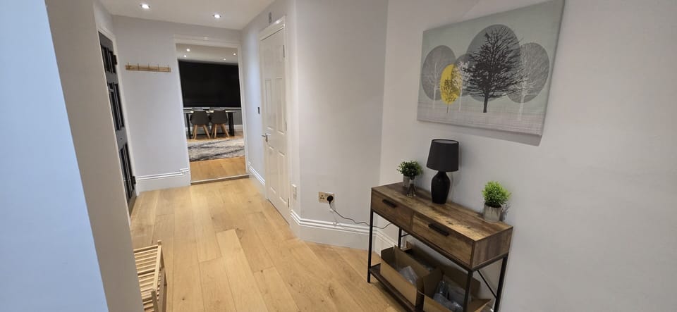 Living Room / Lounge