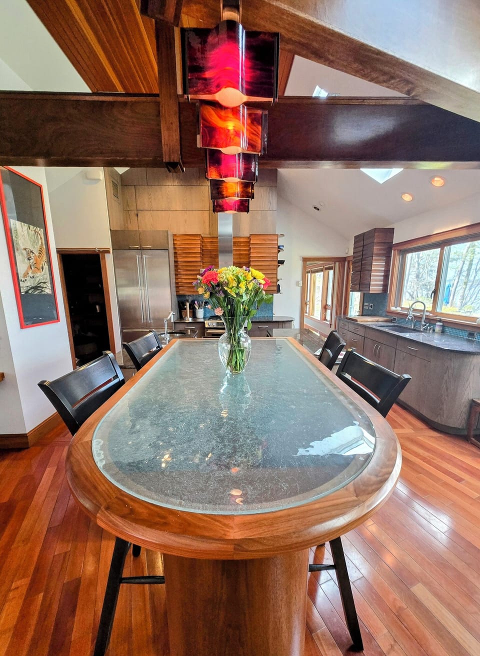main house additional seating, kitchen island
