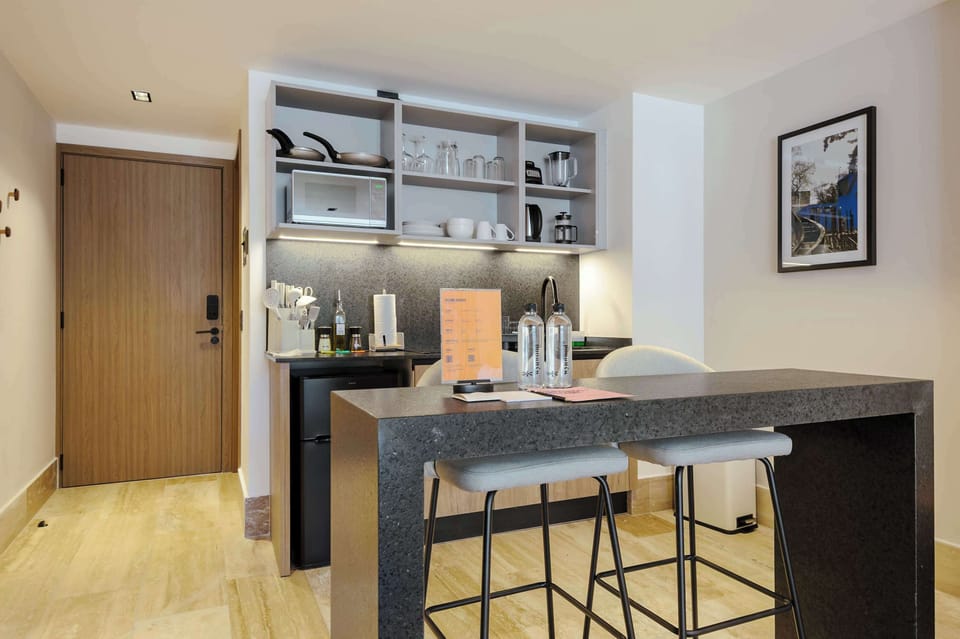 Fully equipped and functional kitchen
