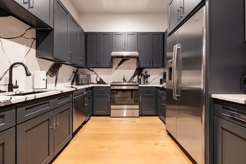 Fully stocked kitchen.