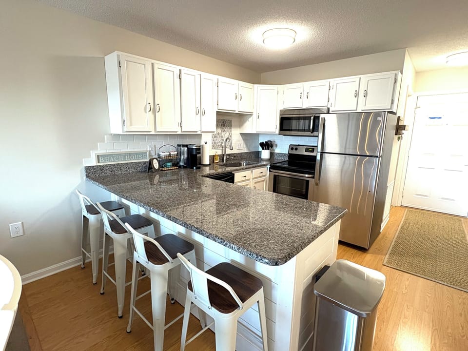 Kitchen ready for any meal.