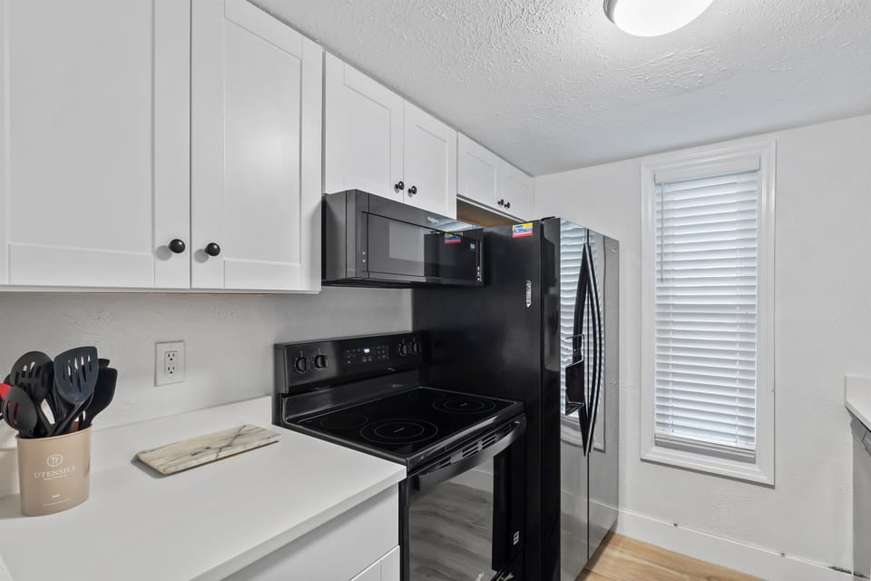Fully equipped kitchen