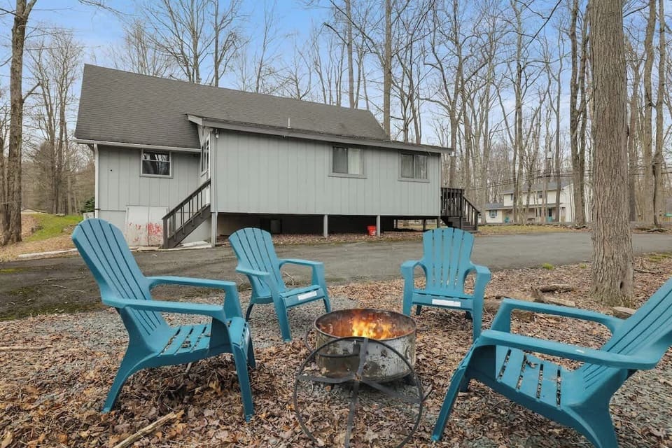 Gather around the fire pit and enjoy starlit evenings in serene woods!