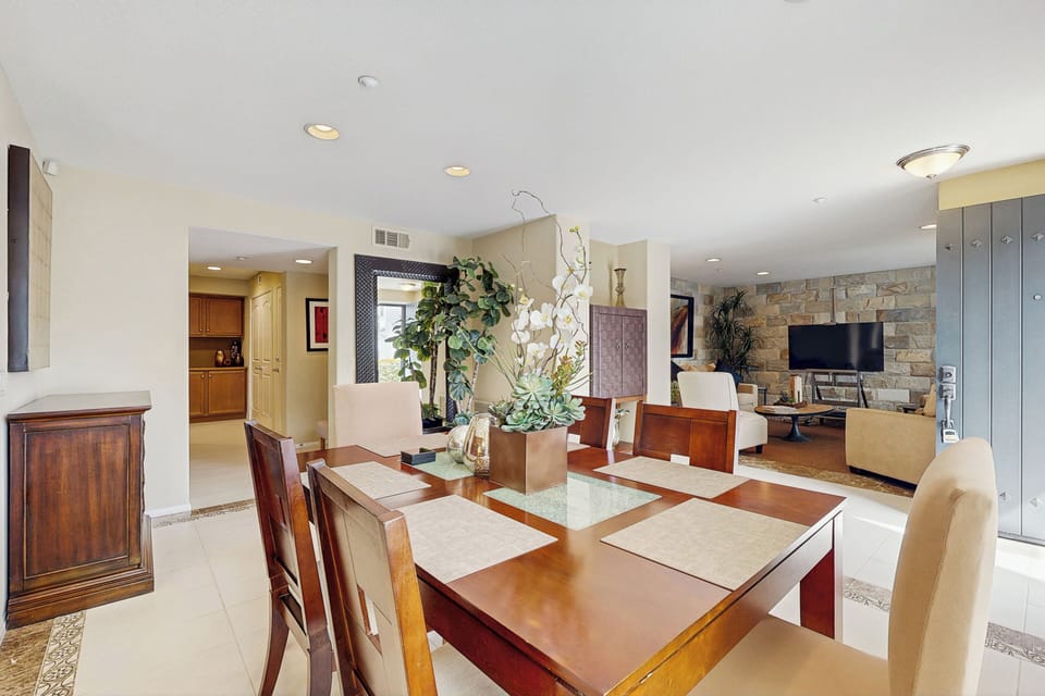 Open living concept and dining area.
