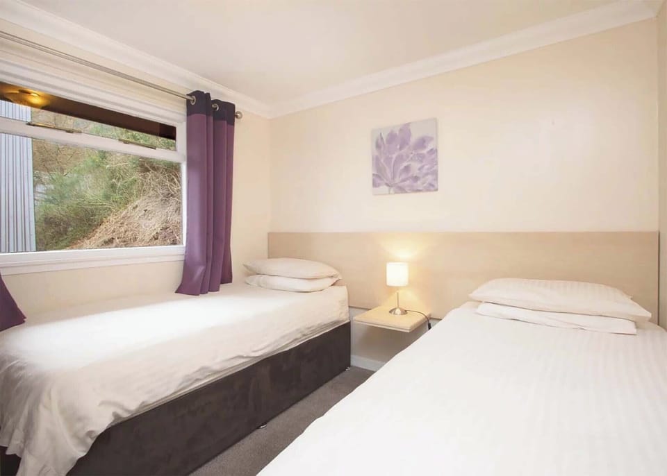 Bedroom, Bed, House
