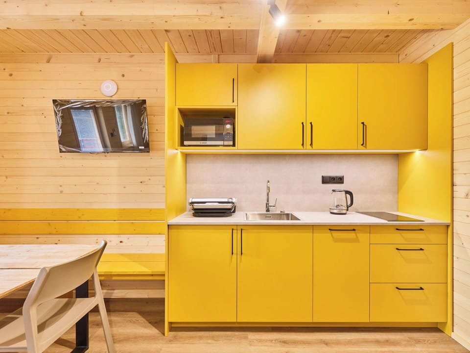 Wood, Yellow, Interior Design, Flooring, Floor, Ceiling, Kitchen, Room, Apartment, Countertop