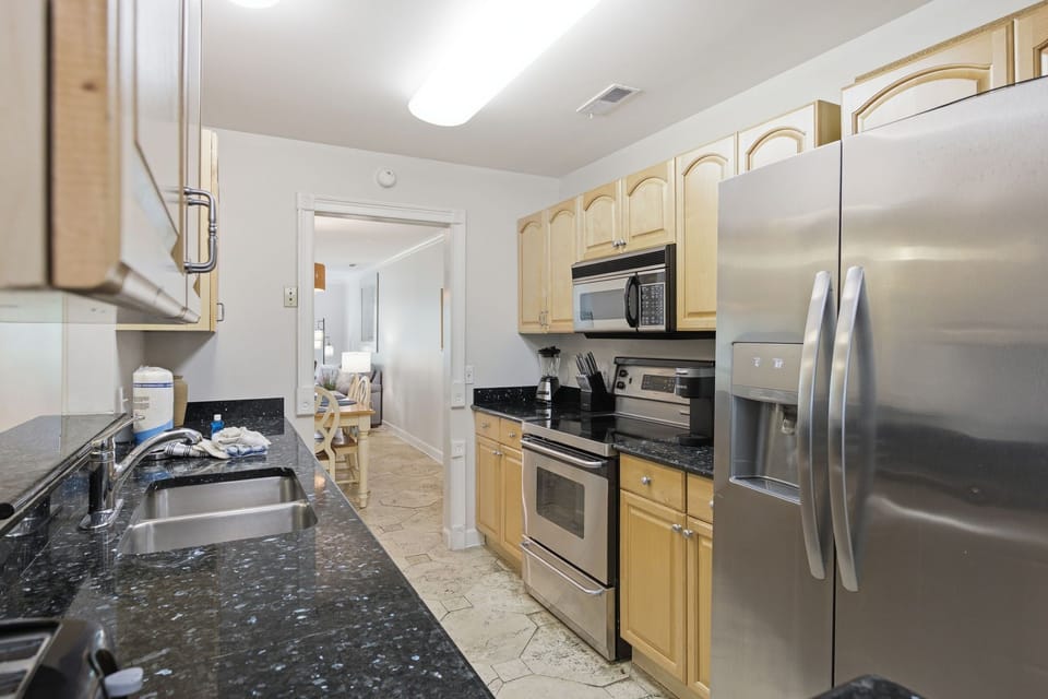 505 Tennis Master - Fully Equipped Kitchen