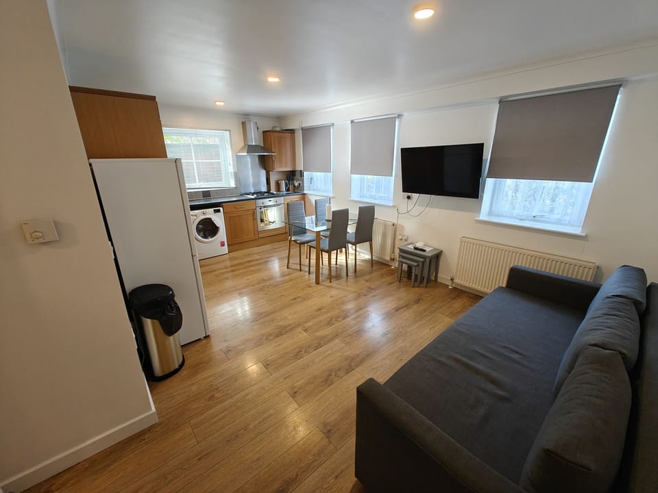 Flat 2A