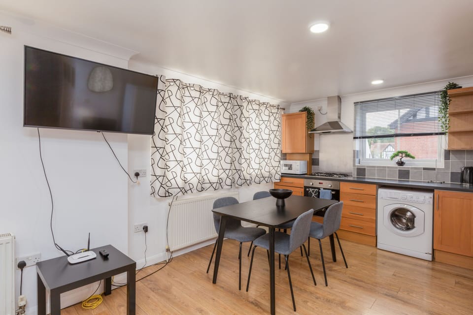 Flat 3A - Dining Area