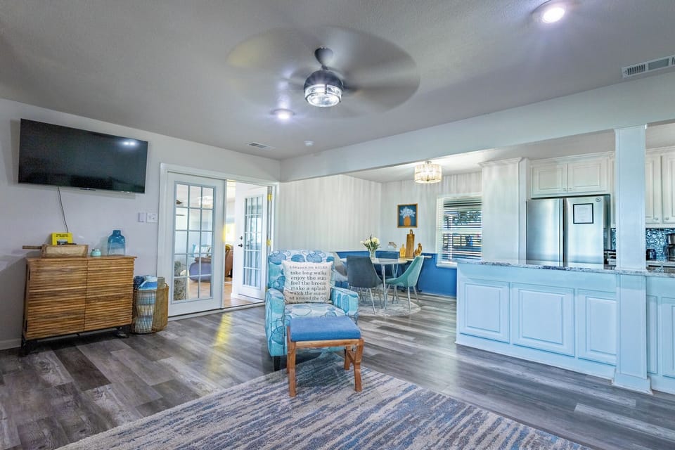 Open concept- living/dining/kitchen