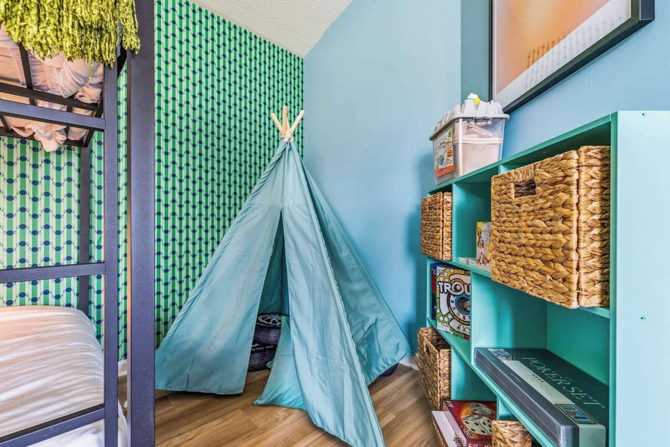 Adventure awaits! The bunk bed room comes with its very own teepee — because every kid deserves a little hideaway of their own. 