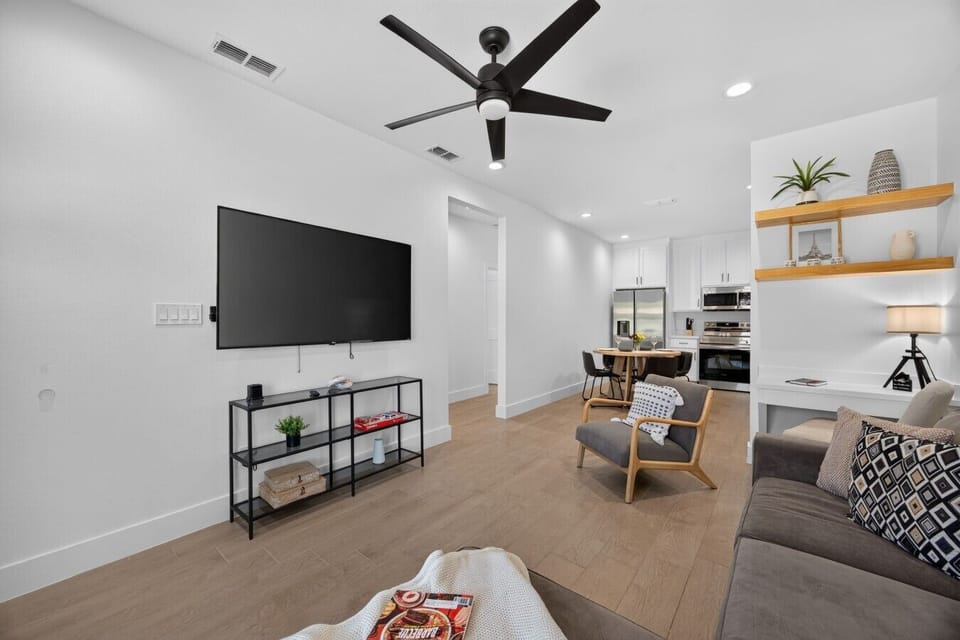Living Room | Smart TV | Ceiling Fan & Open Layout