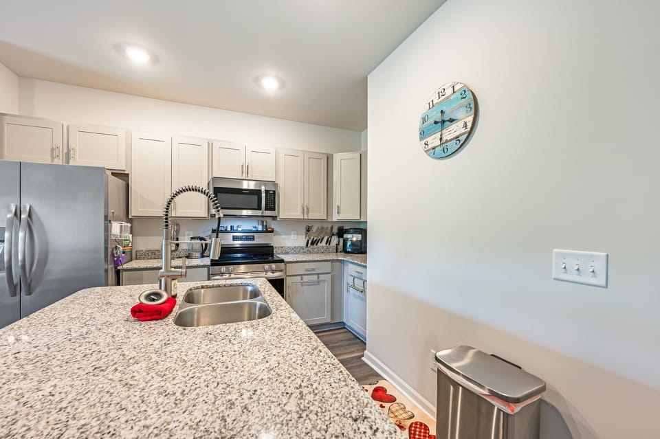 Fully Equipped Kitchen for Your Stay
