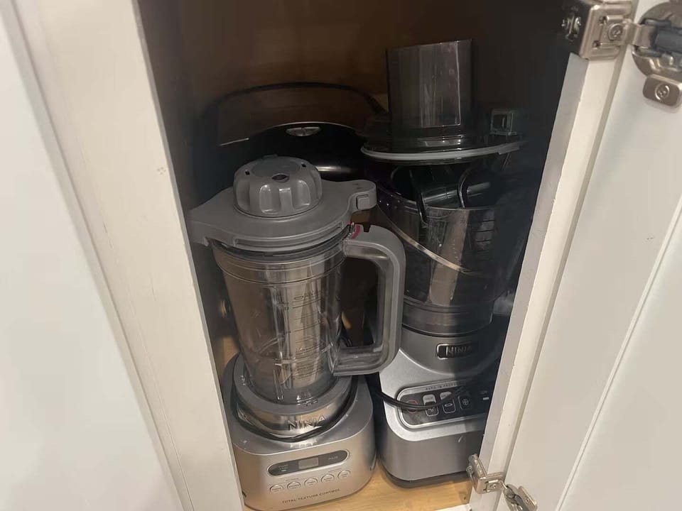Additional cooking supply in the cabinets