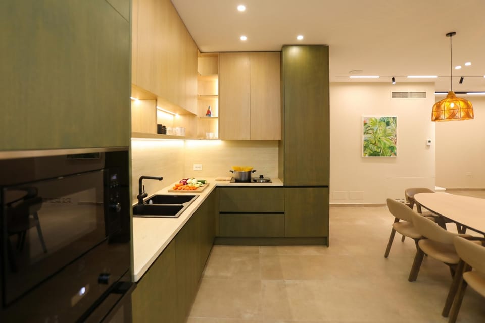 Kitchen and dining area