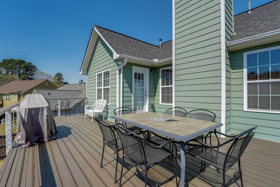 Deck | Gas Grill
