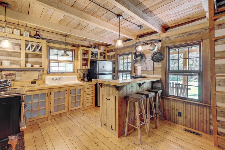 Kitchen | 1st Floor