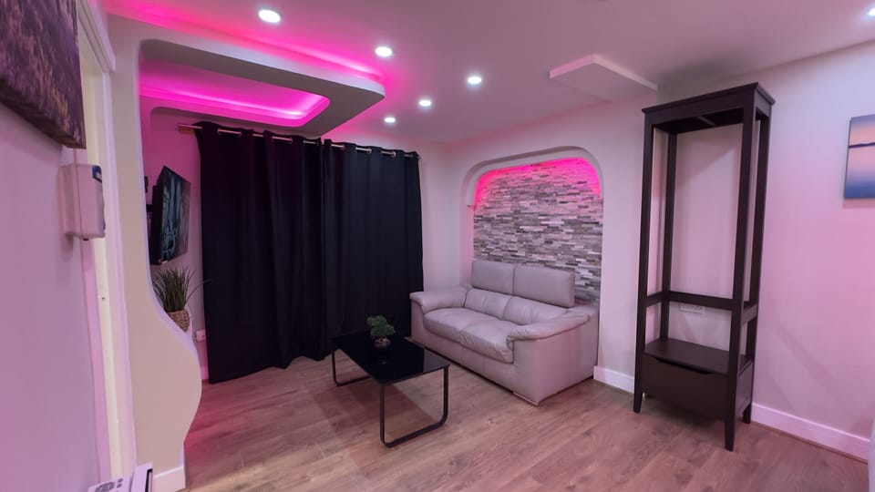 Apartment 6
