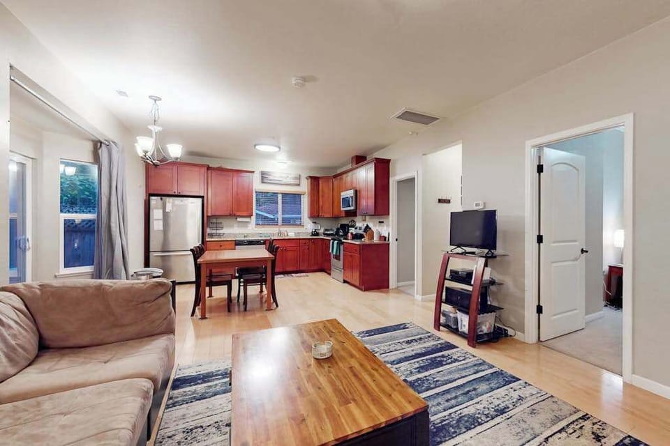 Take in the open layout connecting your living room, dining area, and full kitchen — everything you need for a seamless Sonoma getaway under one roof.