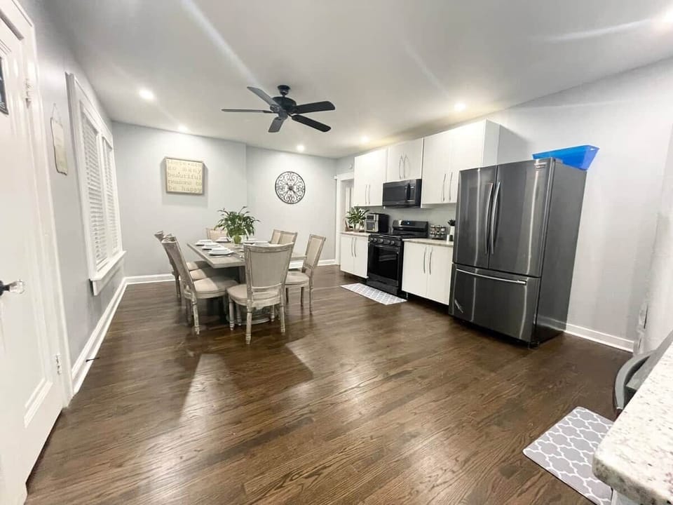 Kitchen/Dining (8-seats) #1 - 1st Floor