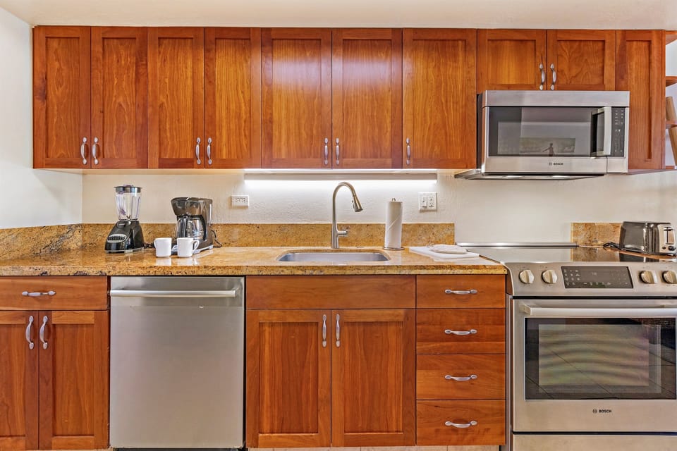 Perfect for making breakfast, lunch, or dinner with family + friends