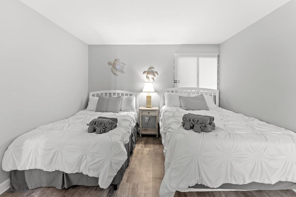 2nd Bedroom with a queen and double bed