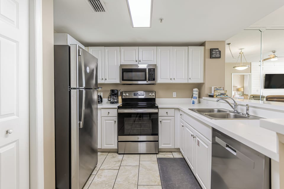 Full Kitchen