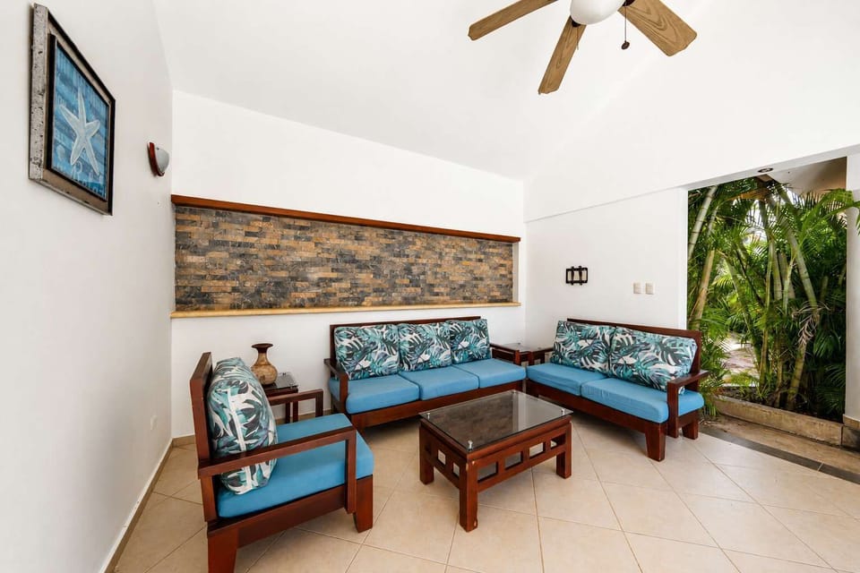 Lounge — Caribbean blues