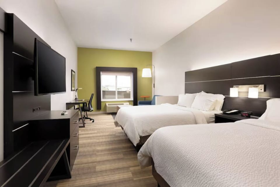 Bedroom. Interior and views may vary based on location and availability