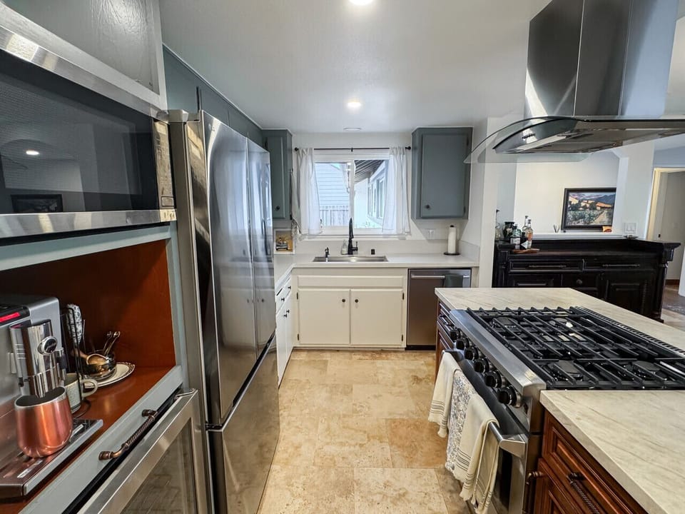 Kitchen with a coffee bar