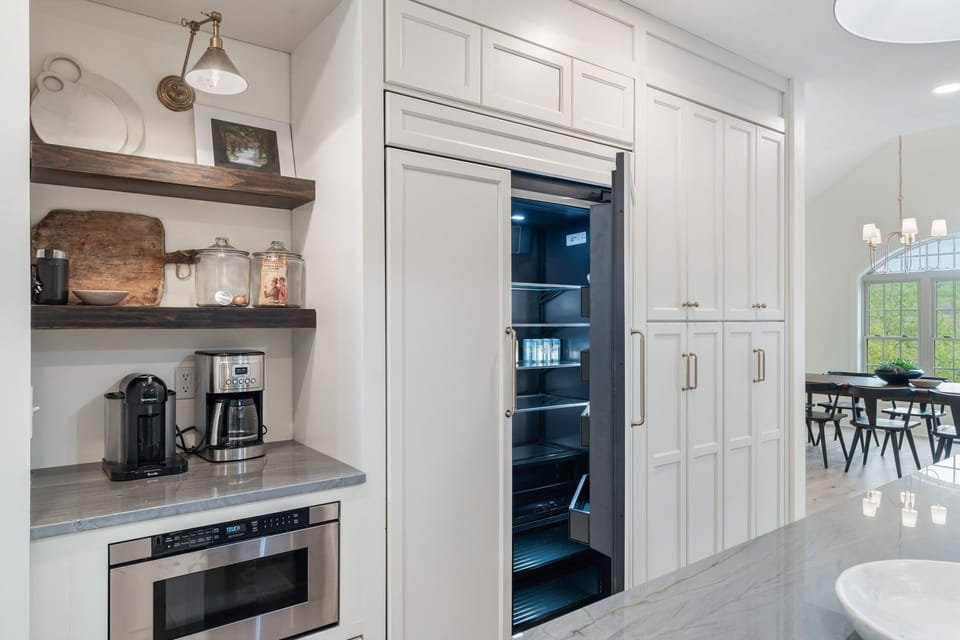 Kitchen w/ Built in Fridge & Coffee Bar 