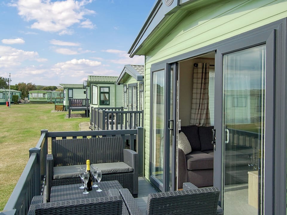 Terrace | Premier Caravan 10 - Lounge Holidays, Tywyn