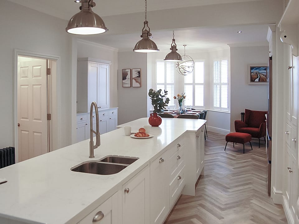 Kitchen | Morwendon House - Lounge Holidays, Barmouth