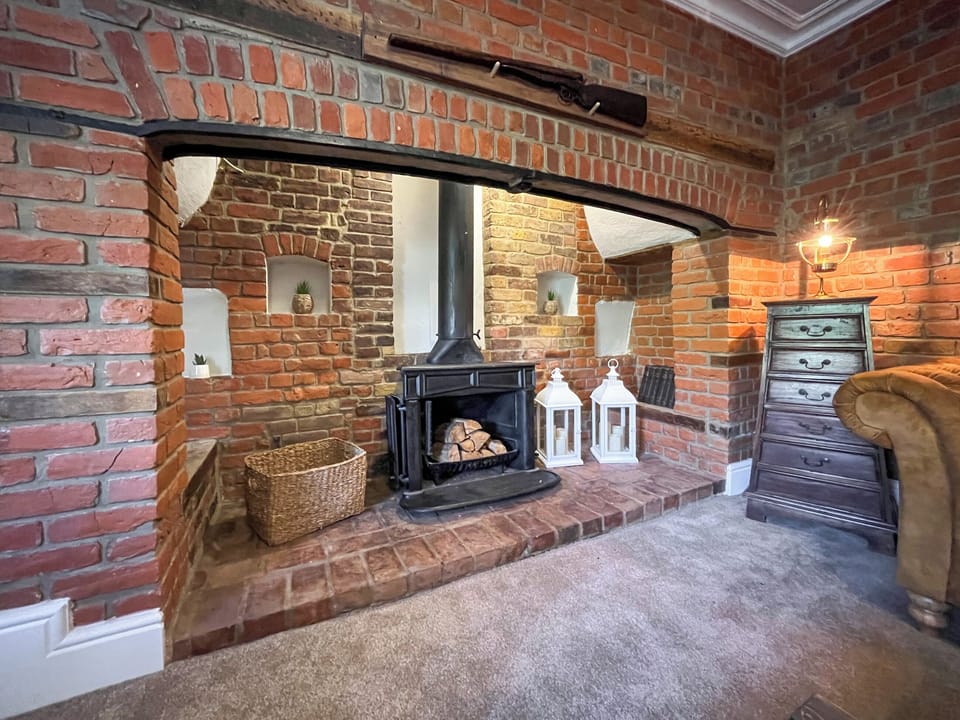 Living area | Harvel House Farm, Meopham, Gravesend