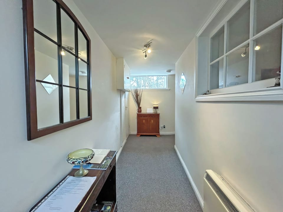 Hallway | Grooms Cottage - Telford Cottages, Dumfries