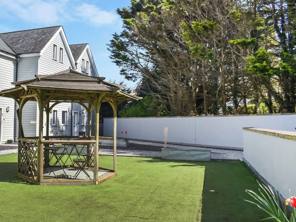 Exterior | Strandside Townhouse, Bude