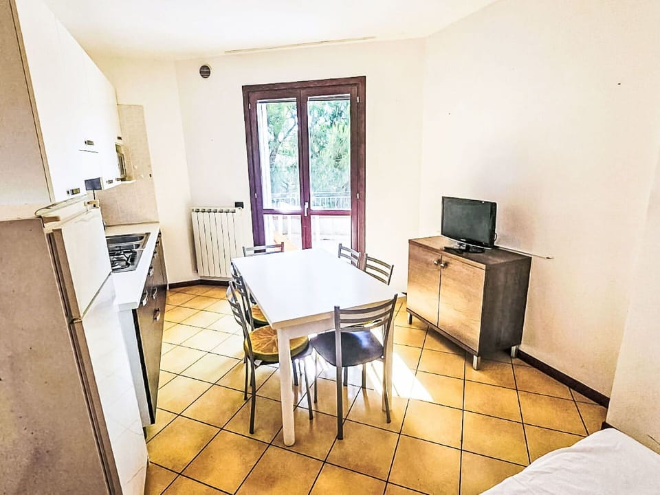Wood, House, Cottage, Home, Swimming Pool, Porch, Door, Resort, Shade, Estate