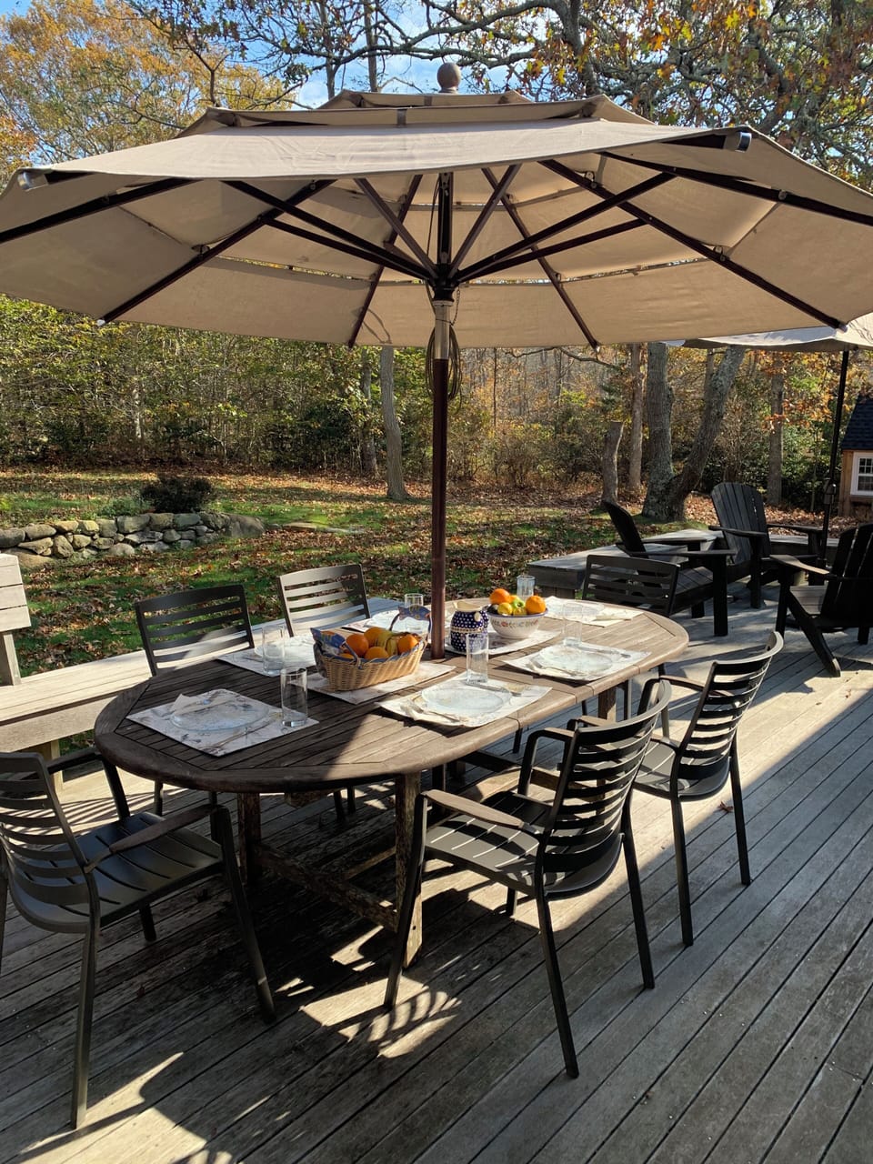 Outdoor dining